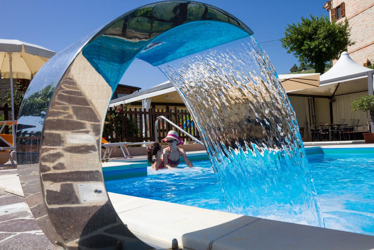 Ortezzano Agriturismo Vecchio Gelso מראה חיצוני תמונה